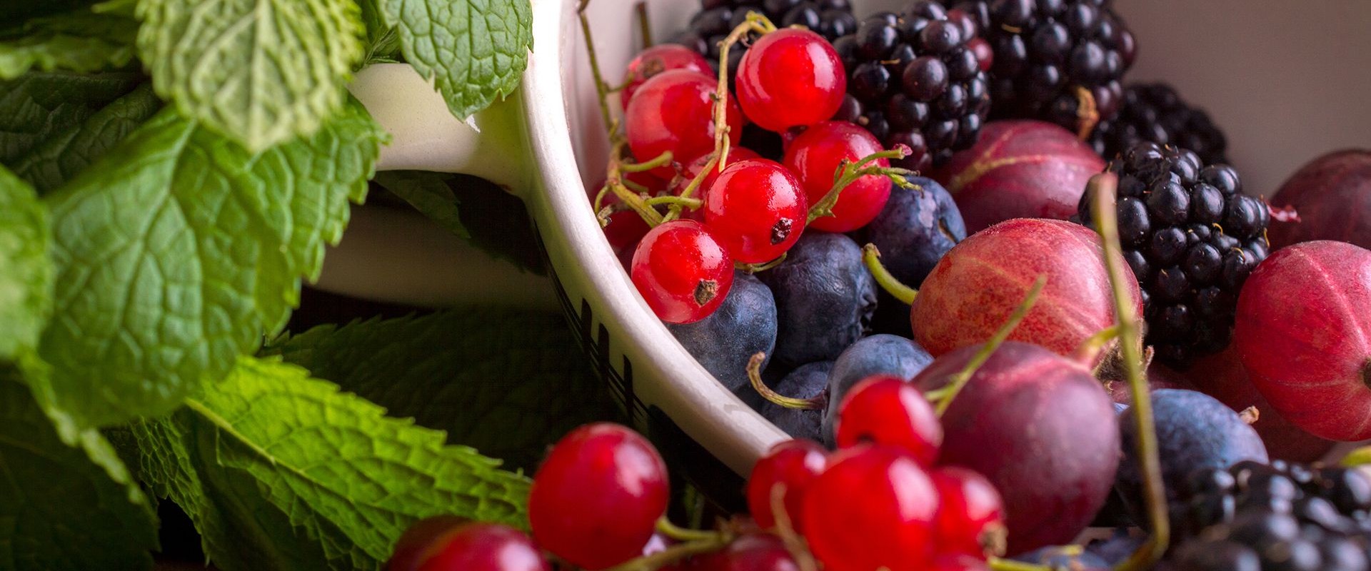 Food intolerances image showing berries
